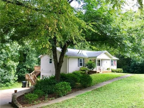 318 Willis Rd, Dallas, NC 28034-1617