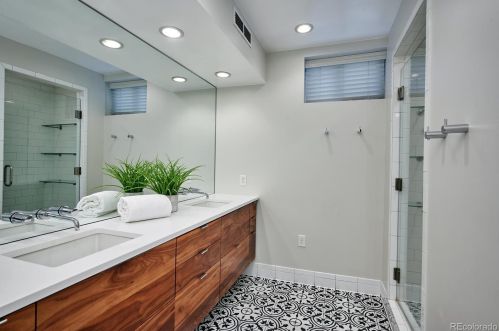 838 Fillmore St, Denver CO  80209-4819 exterior