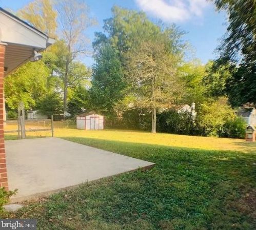 7419 Inzer St, Springfield VA  22151-2920 exterior