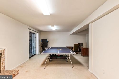 9620 Hillock Ct, Springfield VA  22015-3115 exterior