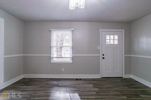 2279 Carver Cir, Atlanta GA  30314-2556 exterior