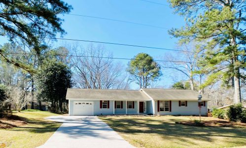 40 Carole Dr, Carrollton, GA 30117-8918