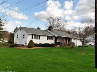 17 Cardinal Dr, Meriden, CT 06450-7318