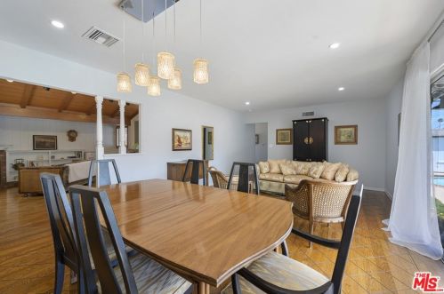 1520 Harle Pl, Anaheim CA  92802-2510 exterior