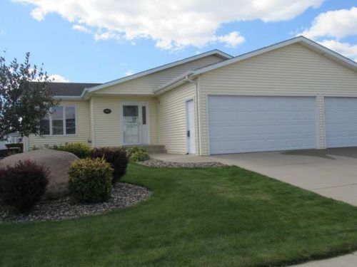 4807 Fairfax Loop, Bismarck, ND 58503-5826