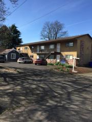 5504 Center St, Portland OR  97206-3981 exterior