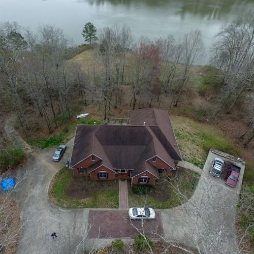 375 Stowers Dr, Holly Springs, GA 30114-7231