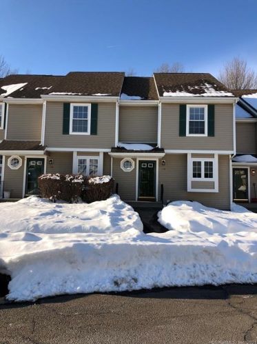 138 Summerhill Rd, Wallingford, CT 06492-3425