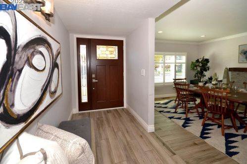 4493 Holland Dr, Pleasanton, CA 94588-4476