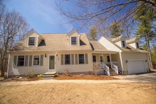 76 Sage Ct, Goffstown, NH 03045-2934
