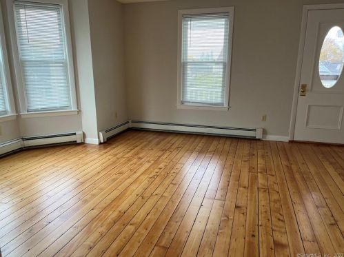 17 Winthrop St, Torrington CT  06790-3727 exterior