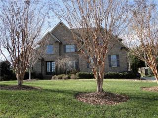 100 Pearce Dr, Jamestown, NC 27282-8444