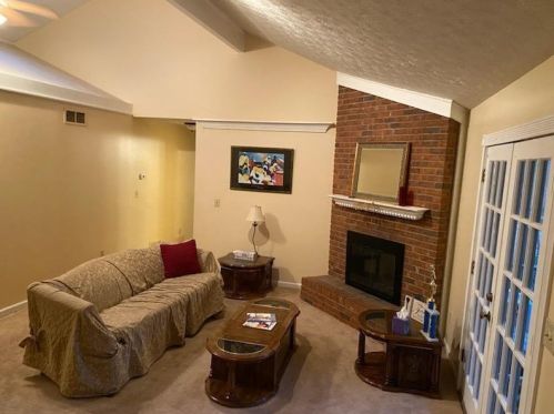 4507 Town Crier Rd, Lilburn, GA 30047-4147
