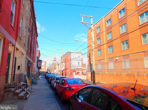 2142 Carlisle St, Philadelphia PA  19121-1607 exterior