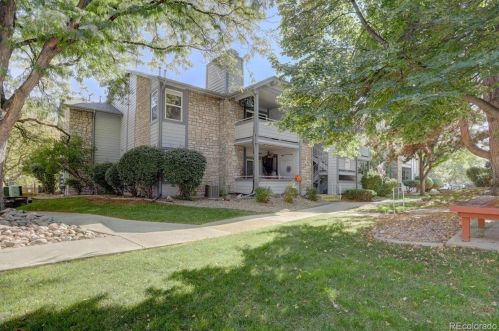 8015 Eastman Pl, Denver CO  80227-6342 exterior