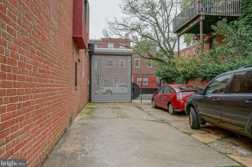 525 13th St, Philadelphia PA  19147-1159 exterior