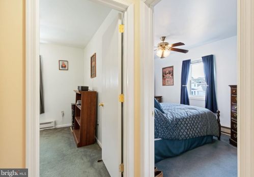 19 Sunset Ave, Ephrata PA  17522-2302 exterior