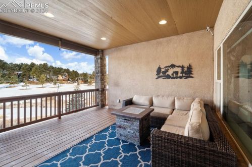 1316 Longs Pt, Woodland Park CO 80863-5306 exterior