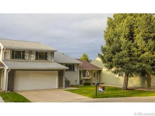 7415 Maple Dr, Aurora CO  80226-2031 exterior