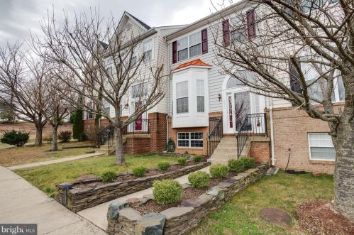 3505 Bicycle Pl, Woodbridge, VA 22193-8508