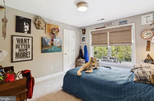 410 Old County Rd, Severna Park MD 21146-4655 exterior