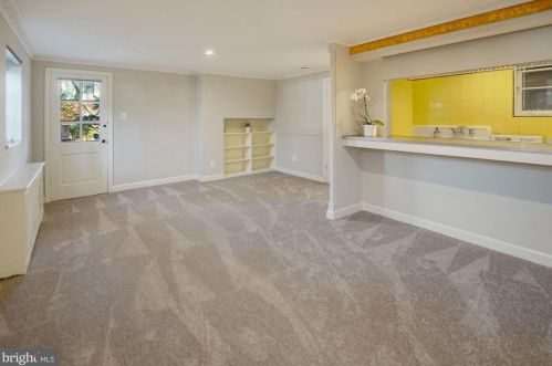 8119 Flower Ave, Silver Spring MD 20912-6646 exterior