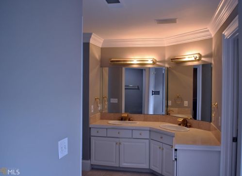 409 Angier Ct, Atlanta GA  30312-1082 exterior