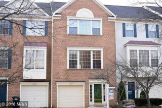 2420 Clover Field Cir, Herndon VA  20171-4310 exterior