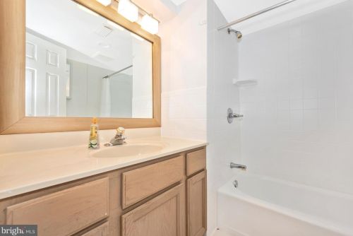 1306 Leister Dr, Silver Spring MD 20904-1547 exterior