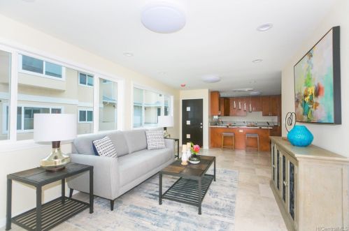 920 19 Ave, Honolulu HI  96816-4605 exterior