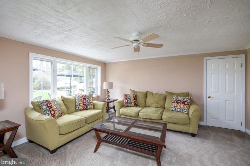 15 Delaware Ave, Trenton NJ  08628-2002 exterior