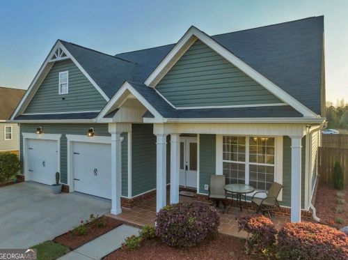 200 Raleigh Dr, Warner Robins GA  31088-2105 exterior