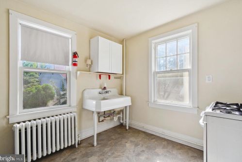 119 Linden Ln, Princeton NJ  08540-3829 exterior
