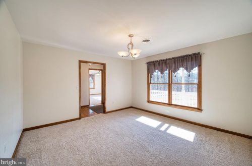 345 Journey Ln, Berkeley Springs WV exterior