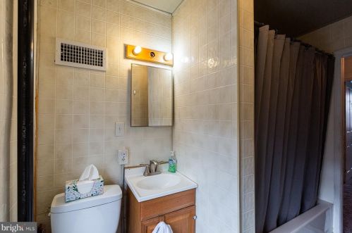 21 Mary St, Lancaster PA  17603-3424 exterior