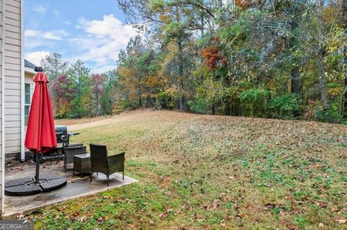 2875 Chilhowee Dr, Atlanta GA  30331-9446 exterior