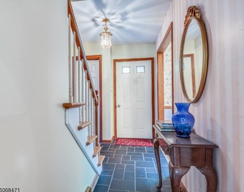 15 Cardinal Dr, Hackettstown NJ  07840-3005 exterior