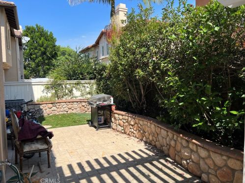 31 Poppy, Irvine CA  92618-6922 exterior