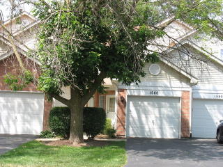 1560 Darien Lake Dr, Oak Brook IL  60561-5085 exterior