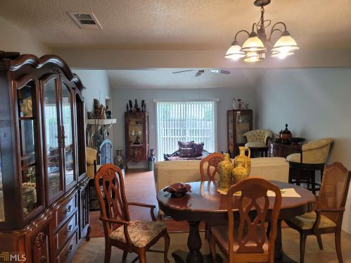119 Oak Cir, Stockbridge, GA 30281-3345