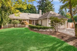 5606 154th Ave, Redmond, WA 98052-5161