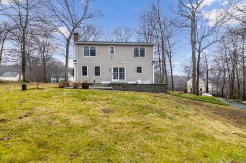 57 Rosemont Dr, Deep River CT  06417-1680 exterior