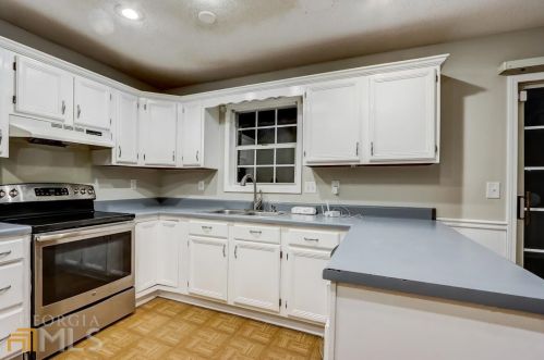 2680 Candler Ct, Marietta, GA 30064-4261