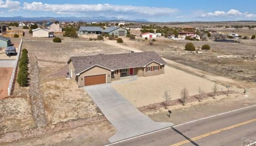 413 Tejon Ave, Pueblo CO  81007-3285 exterior