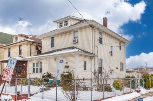 176 17th Ave, Paterson, NJ 07504-2041