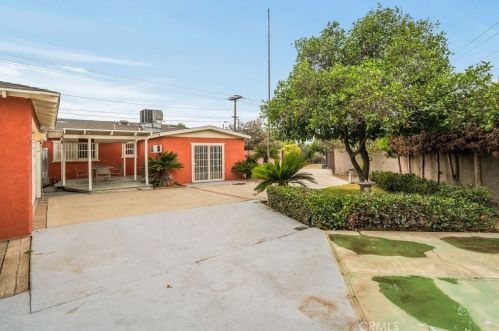 4373 Conning St, Riverside CA  92509-2519 exterior