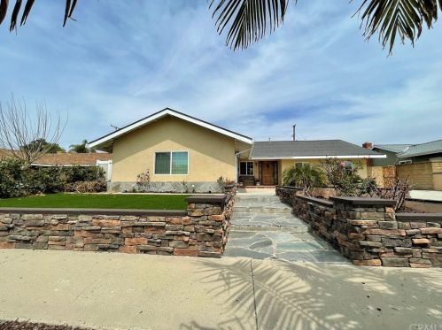 24661 Coleford St, El Toro, CA 92630-3942