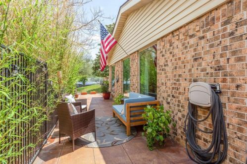 8100 Lea Shore St, Fort Worth TX  76179-3219 exterior