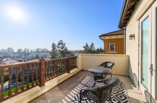 126 Long Fence, Irvine CA  92602-1807 exterior