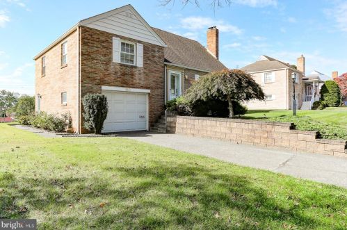 610 Luther Rd, Harrisburg, PA 17111-2056